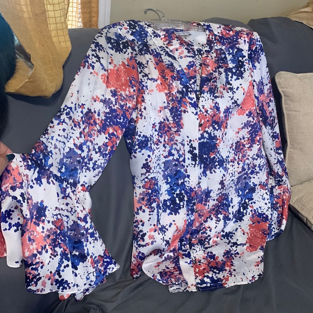 Tahari silk long flair sleeve button up